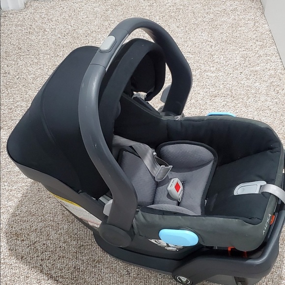 Uppababy Mesa car seat - Picture 1 of 2